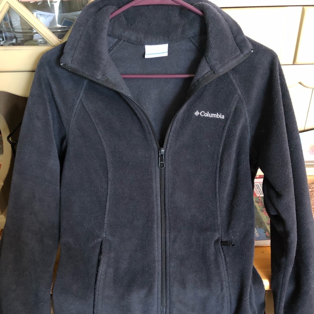 Columbia fleece jacket women’s size small
